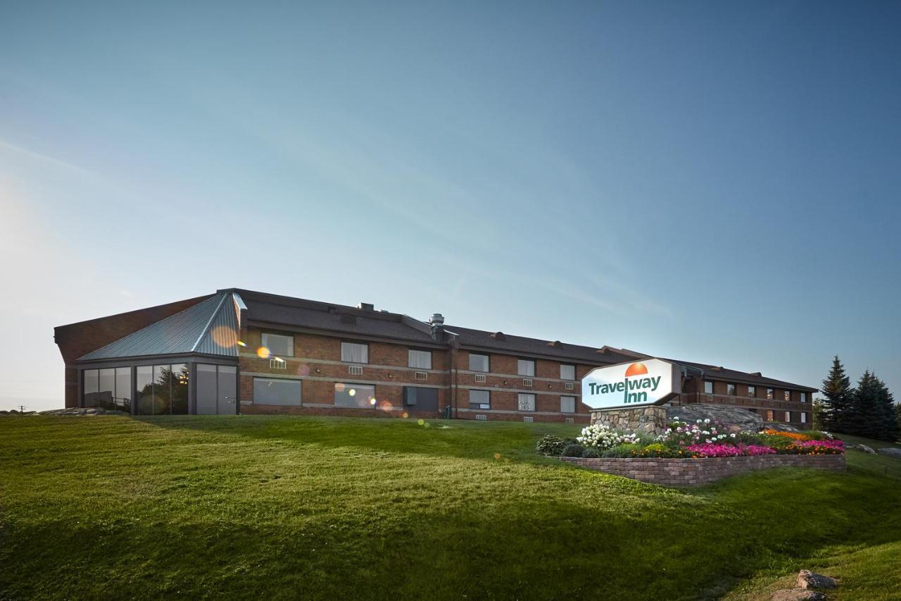Travelway Inn Sudbury Exterior foto