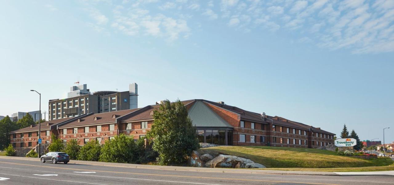Travelway Inn Sudbury Exterior foto